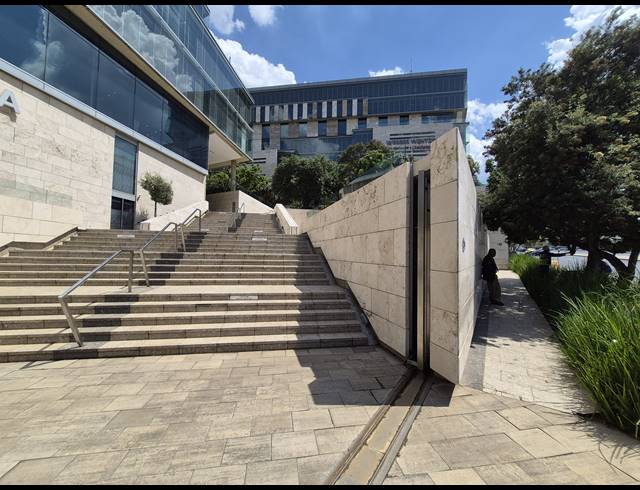 1,154M² OFFICE TO LET IN SANDTON CENTRAL